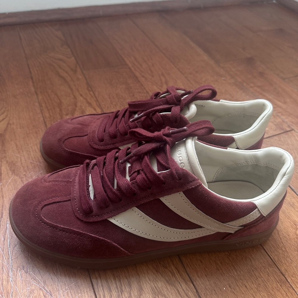 Vince Marron Suède Sneakers